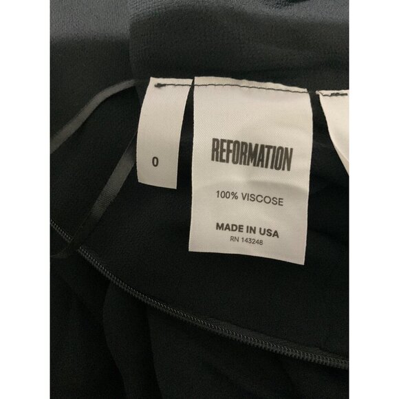 REFORMATION Jumpsuit Long Sleeve VNeck Zip Back Closure in Black size 0 - Picture 5 of 13